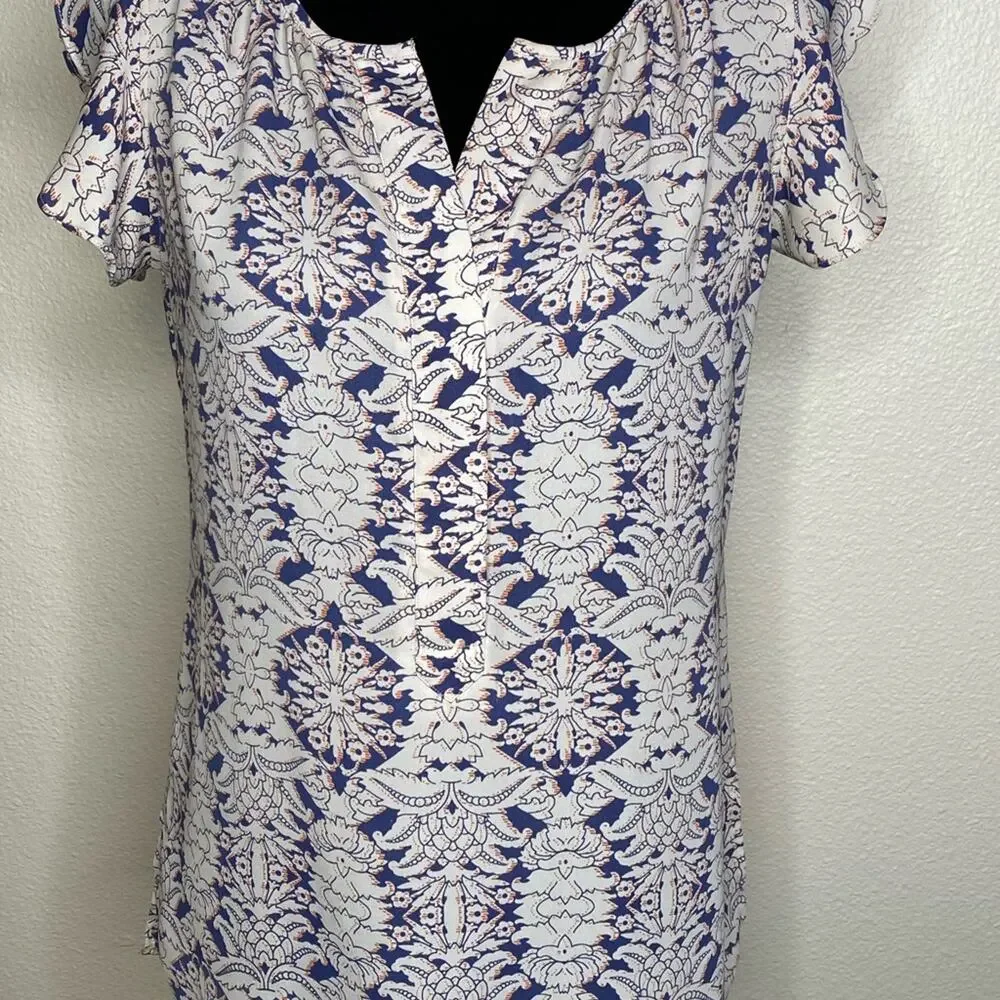 Cabi XS Ruffle Sleeve Top
